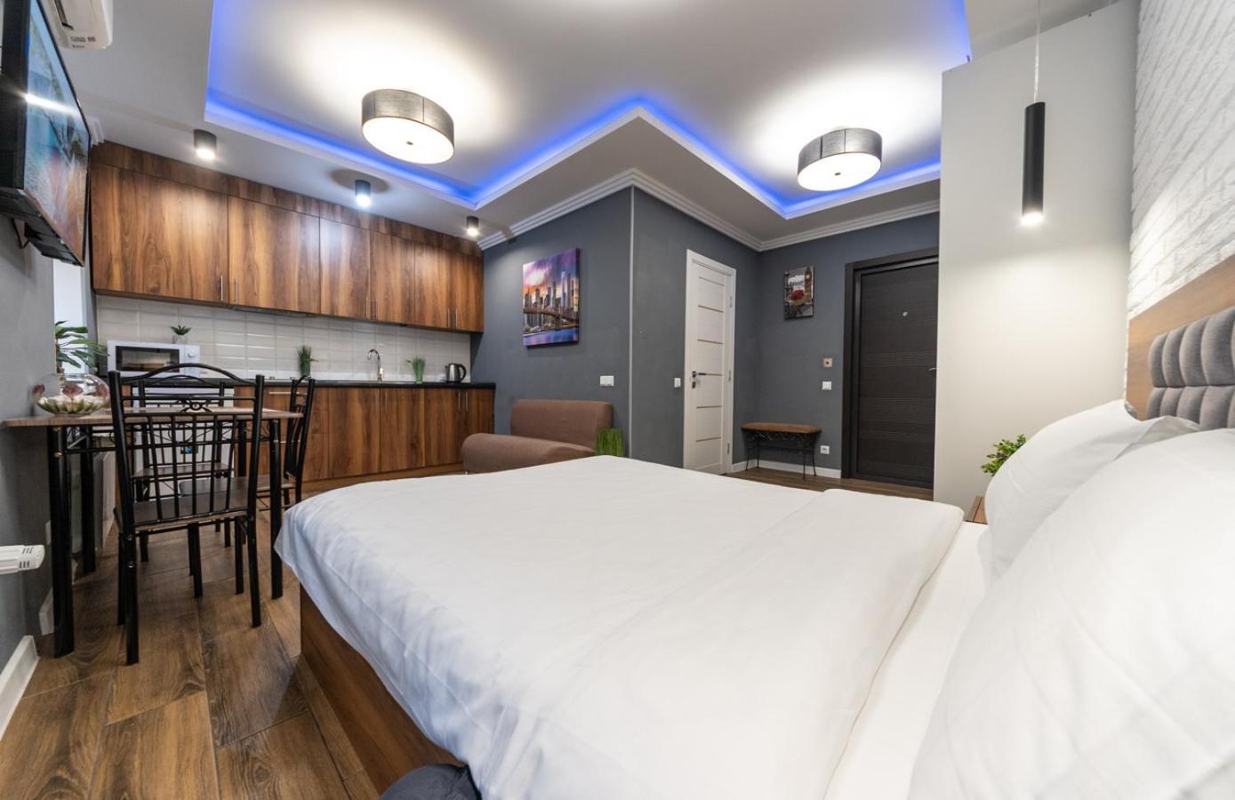Lux Apartment Near Arena City Kyjev Exteriér fotografie
