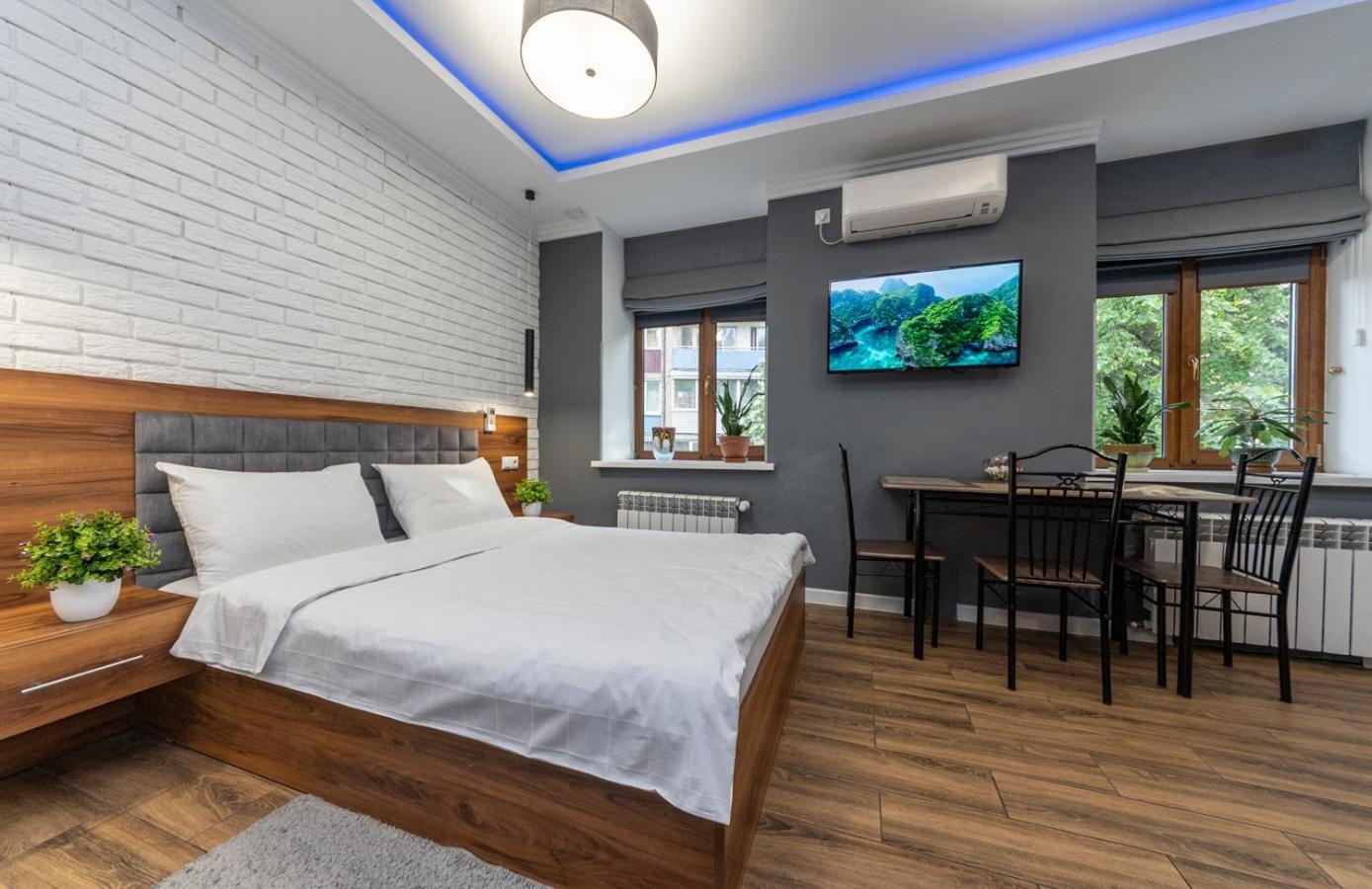 Lux Apartment Near Arena City Kyjev Exteriér fotografie